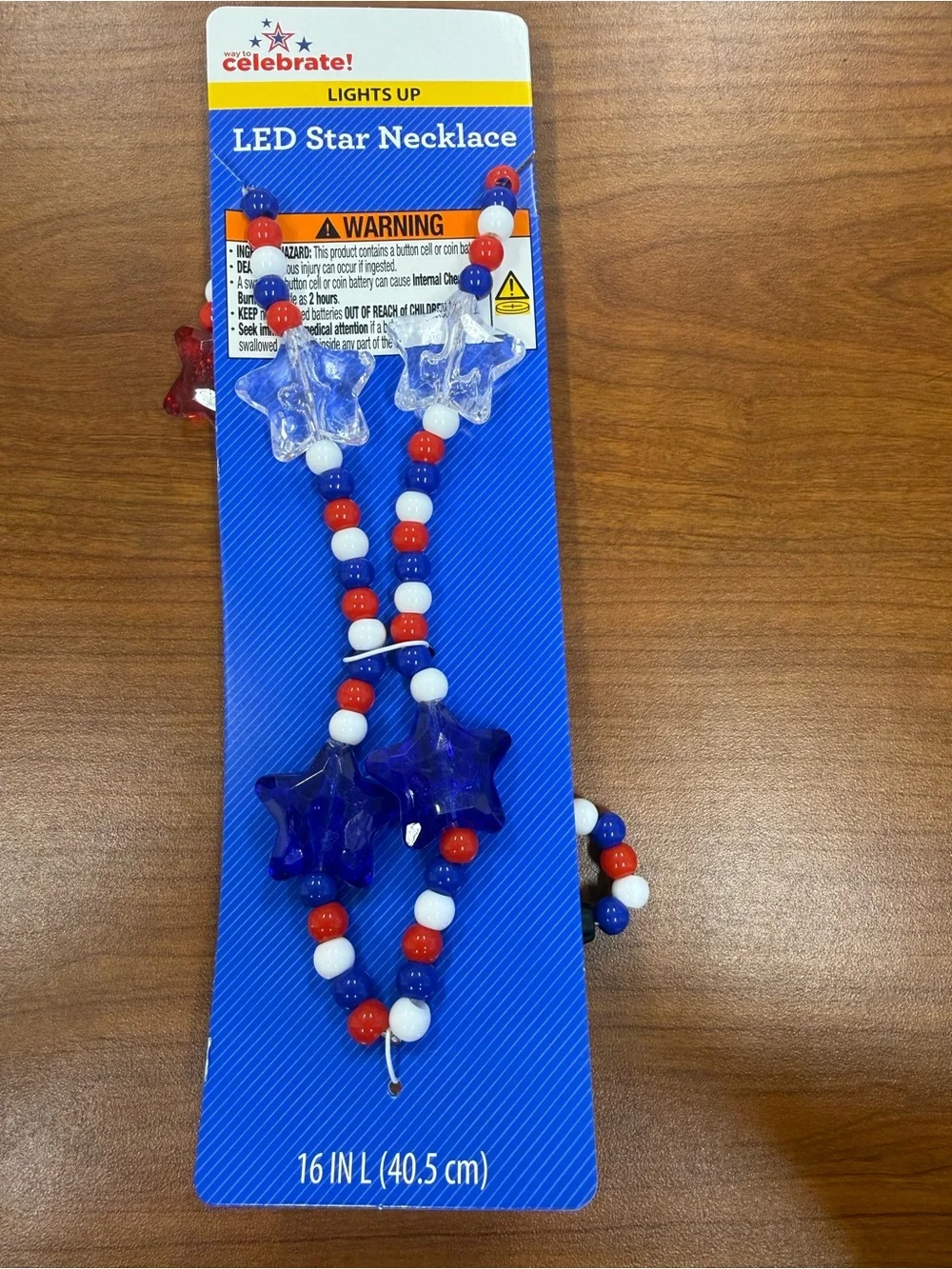 NWT Way to Celebrate! LED red white and blue patriotic Star Necklace USA America